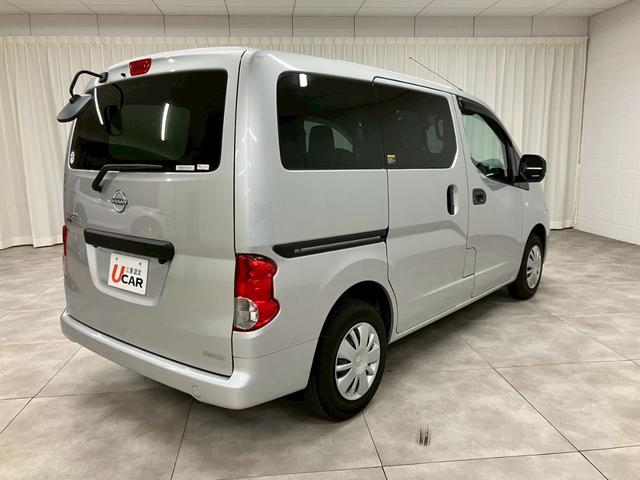 こちらのお車は熟練の担当者が一週間で約１０万台流通する本土のオークション会場より、品質を重視、厳選して仕入れた１台です。お問い合わせお待ちしております。【無料通話００７８－６０４２－７７３０】