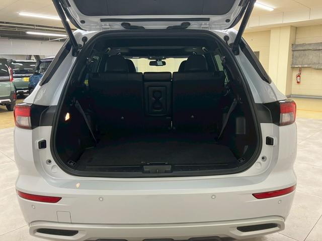 琉球三菱は品質第一です。全車、事故暦無し実走行の良質車を展示してます。お客様には弊社が自信を持って販売出来るおクルマをを提供してます。【無料通話００７８－６０４２－７７３０】