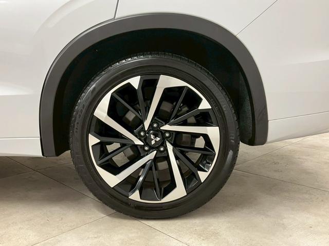 当店は、東京海上日動保険、大同火災の代理店です。任意保険もお客様に合ったプランをご提案させて頂きます。【無料通話００７８－６０４２－７７３０】