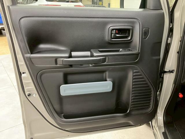 スペーシアベース GF ・本土仕入・走行16600km・車検令和8年9月・法定整備付・三菱認定保証・社外ナビ・フルセグTV・Bluetooth対応・ETC・両側スライドドア・衝突被害軽減ブレーキ・障害物センサー・フルフラット(19枚目)