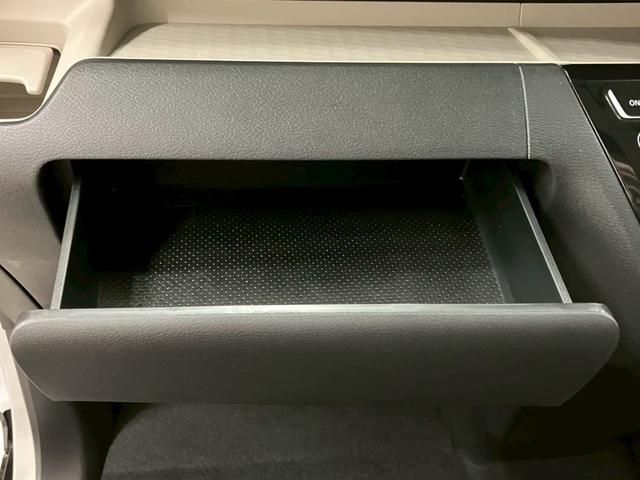 お客様のカーライフをサポートさせて頂きます。販売だけではなく整備も併設した大型のサービス工場で熟練のサービススタッフがサポートさせていただきます。お任せ下さい！【無料通話００７８－６０４２－７７３０】