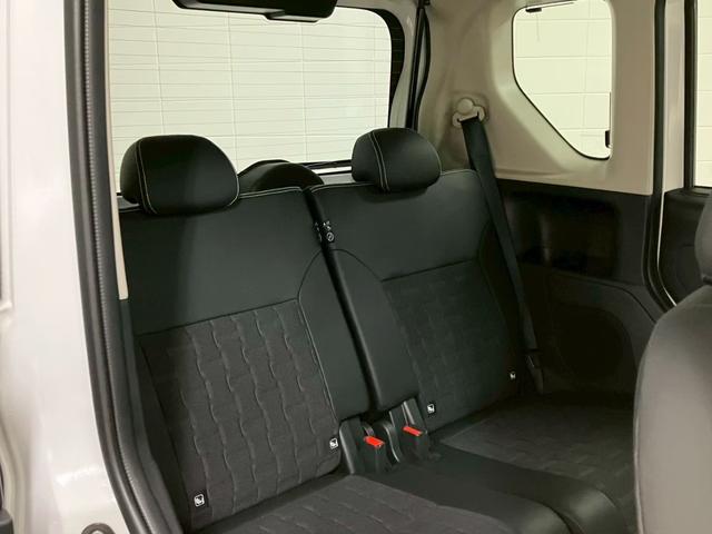 ディーラーならではの安心感、県内最大級２０レーンの自社指定サービス工場完備。熟練のサービススタッフが購入後も長いお付き合いをお客様のお車をサポート致します！【無料通話００７８－６０４２－７７３０】