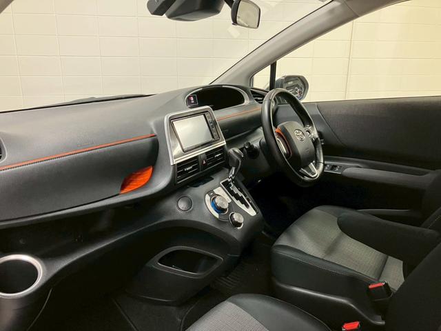 ディーラーならではの安心感、県内最大級２０レーンの自社指定サービス工場完備。熟練のサービススタッフが購入後も長いお付き合いをお客様のお車をサポート致します！【無料通話００７８－６０４２－７７３０】