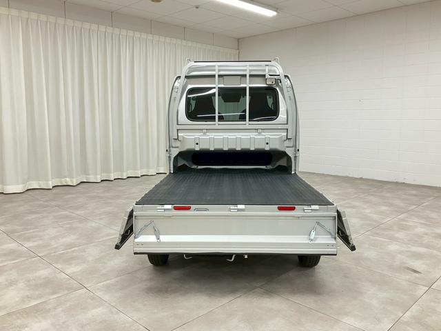 当店は、東京海上日動保険、大同火災の代理店です。任意保険もお客様に合ったプランをご提案させて頂きます。【無料通話００７８－６０４２－７７３０】