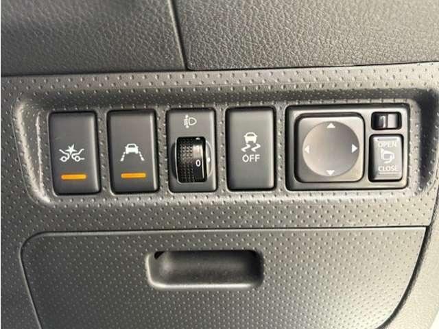 NV150AD DX 1.6 VE 4WD /ナビ/バックカメラ/衝突被害軽減ブレーキ/(24枚目)