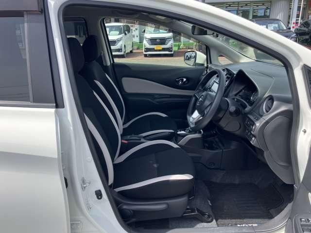 ノート １．２　ｅ－ＰＯＷＥＲ　Ｂ　ＦＯＵＲ　４ＷＤ　／純正ナビ／バックカメラ／ＥＴＣ／ドライブレコ（3枚目）
