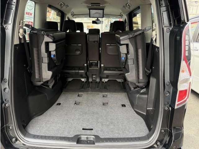 セレナ ハイウェイスターＶ　２．０　ハイウェイスター　Ｖ　４ＷＤ　／純正ナビ／リヤモニター／ドライブレコーダ（13枚目）