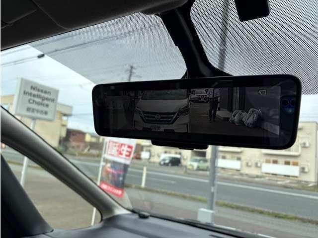セレナ ハイウェイスターＶ　２．０　ハイウェイスター　Ｖ　４ＷＤ　／純正ナビ／リヤモニター／ドライブレコーダ（17枚目）