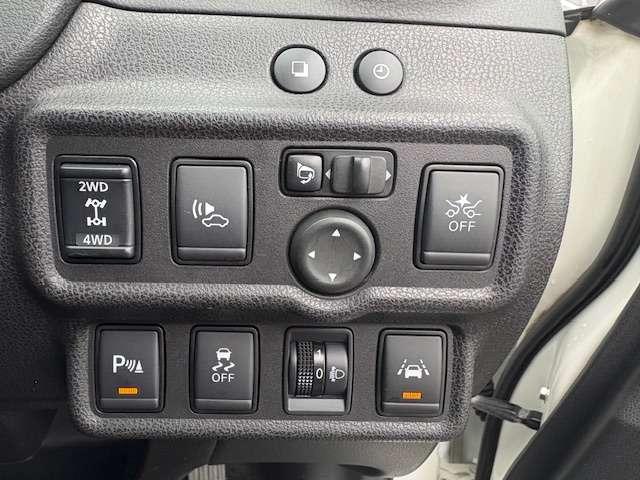 ノート e-パワー X FOUR 1.2 e-POWER X FOUR 4WD(8枚目)