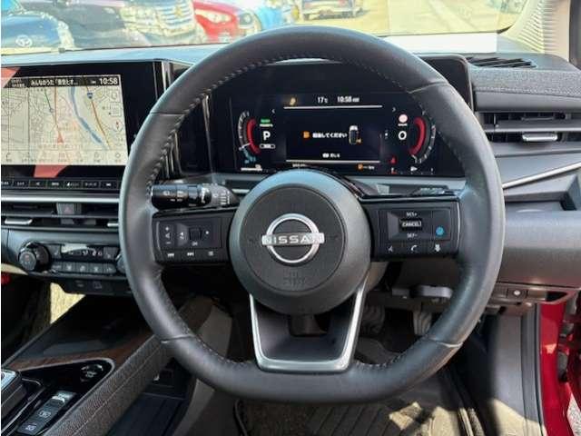 オーラ 1.2 G FOUR レザーエディション 4WD /BOSEサウンドシステム/レザーシート/NISSA(6枚目)