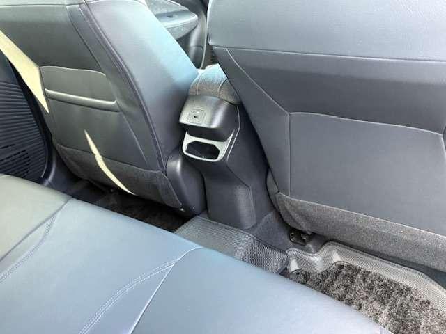 オーラ 1.2 G FOUR レザーエディション 4WD /BOSEサウンドシステム/レザーシート/NISSA(19枚目)