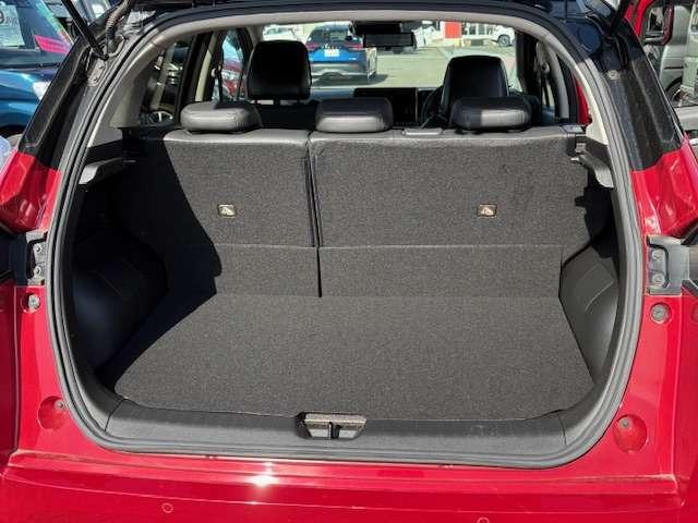 オーラ 1.2 G FOUR レザーエディション 4WD /BOSEサウンドシステム/レザーシート/NISSA(20枚目)