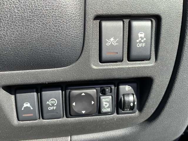 マーチ １．２　Ｘ　Ｖセレクション　／ＣＤ／ＤＶＤ／ＥＴＣ／バックカメラ／オートマチック（12枚目）