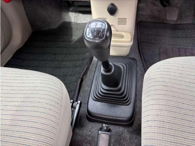 オッティ ６６０　Ｓ　ＦＯＵＲ　４ＷＤ　／５ＭＴ／４ＷＤ／ナビ／ＥＴＣ／運転席シートヒーター（17枚目）