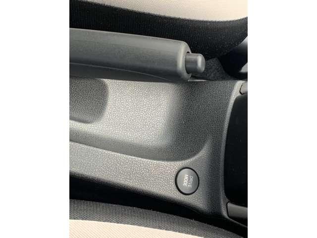 ノート １．２　ｅ－ＰＯＷＥＲ　Ｘ　ＦＯＵＲ　４ＷＤ　／寒冷地仕様車／ドライブレコーダー／衝突被（12枚目）