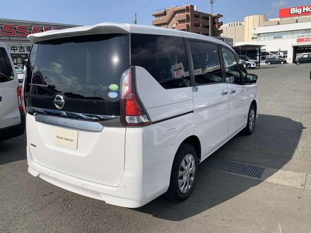 セレナ Ｘ　ＶセレクションＩＩ　２．０　Ｘ　ＶセレクションＩＩ　４ＷＤ（2枚目）