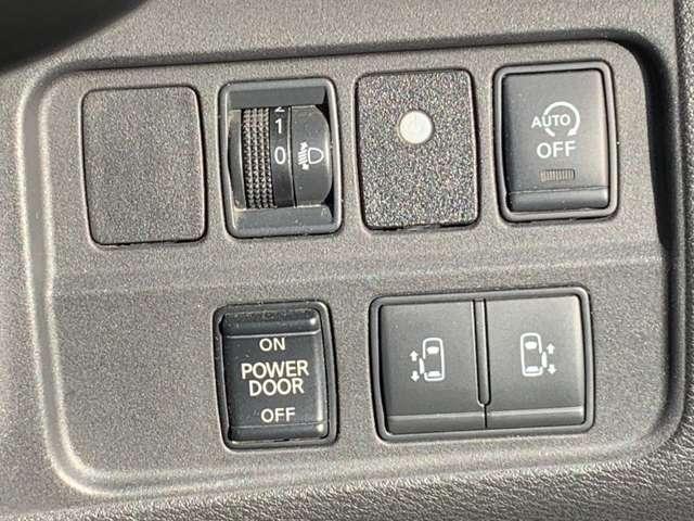 セレナ Ｘ　ＶセレクションＩＩ　２．０　Ｘ　ＶセレクションＩＩ　４ＷＤ（15枚目）