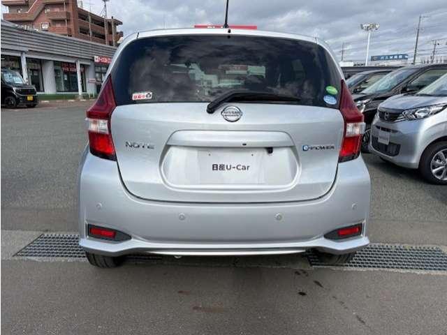 ノート 1.2 e-POWER B FOUR 4WD /ナビ/バックカメラ/衝突被害軽減ブレーキ/(4枚目)