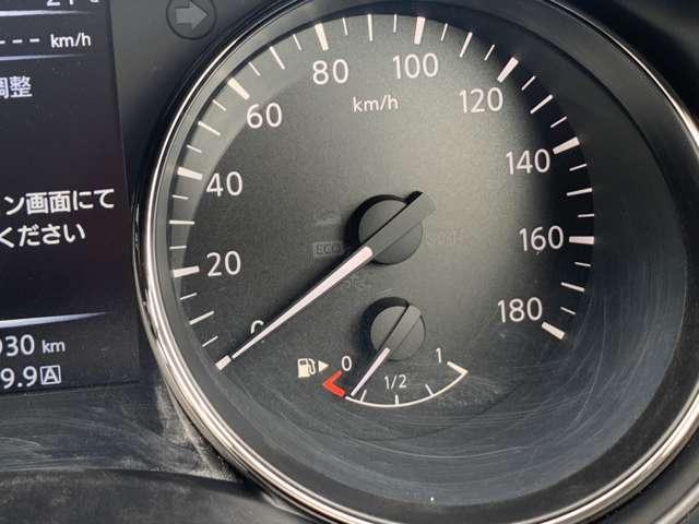 エクストレイル ２．０　２０Ｘｔ　エマージェンシーブレーキパッケージ　２列車　４ＷＤ（9枚目）