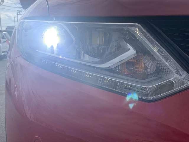 エクストレイル ２．０　２０Ｘｔ　エマージェンシーブレーキパッケージ　２列車　４ＷＤ（11枚目）