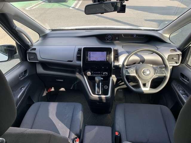 セレナ ２．０　Ｘ　ＶセレクションＩＩ　４ＷＤ（12枚目）