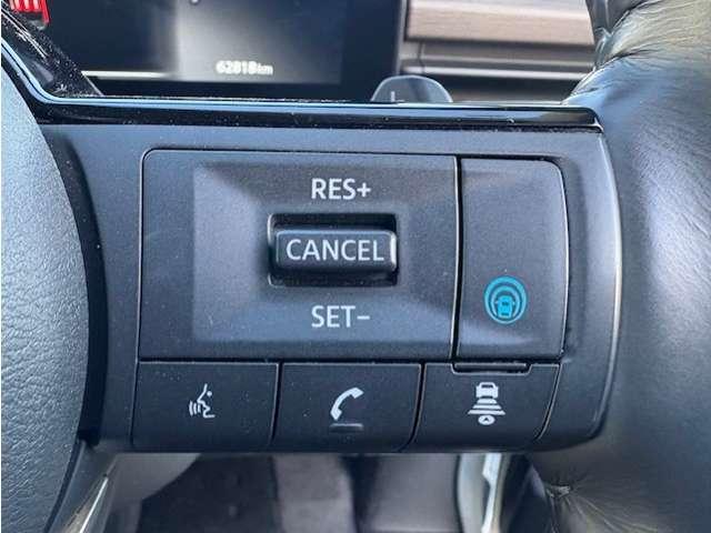 セレナ ハイウェイスターＶ　Ｖセレクション　２．０　ハイウェイスターＶ　Ｖセレクション　４ＷＤ　／両側オートスライドドア／ＥＴＣ２．０／（12枚目）