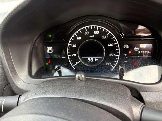 ノート ｅ－パワー　Ｘ　Ｖセレクション　１．２　ｅ－ＰＯＷＥＲ　Ｘ　Ｖセレクション　／純正ナビ／アラウンドビューモニター／オー（6枚目）