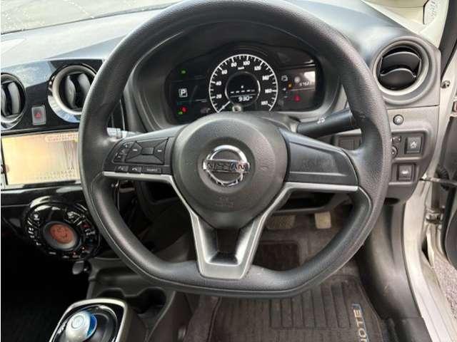 ノート ｅ－パワー　Ｘ　Ｖセレクション　１．２　ｅ－ＰＯＷＥＲ　Ｘ　Ｖセレクション　／純正ナビ／アラウンドビューモニター／オー（7枚目）