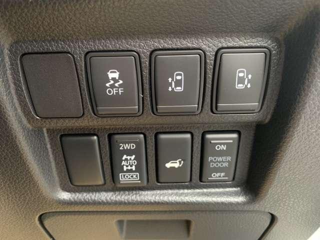 エルグランド ２．５　２５０ハイウェイスターＳ　アーバンクロム　４ＷＤ（12枚目）