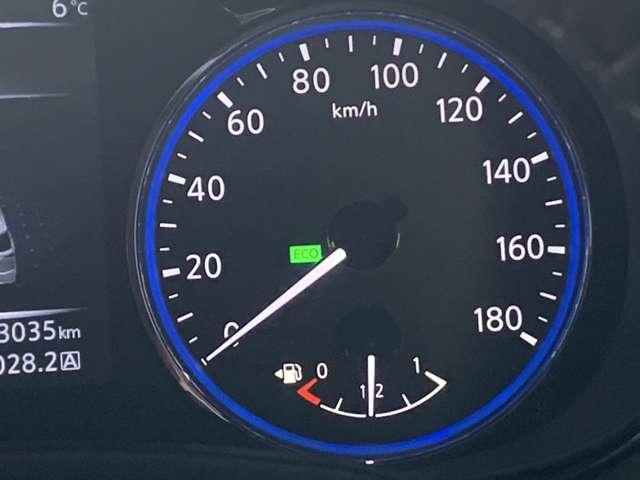 エルグランド ２．５　２５０ハイウェイスターＳ　アーバンクロム　４ＷＤ（16枚目）