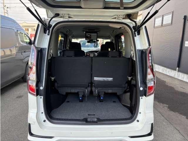 セレナ e-パワー ハイウェイスターV /社外ナビ/360°カメラ/両側オートスライド(13枚目)