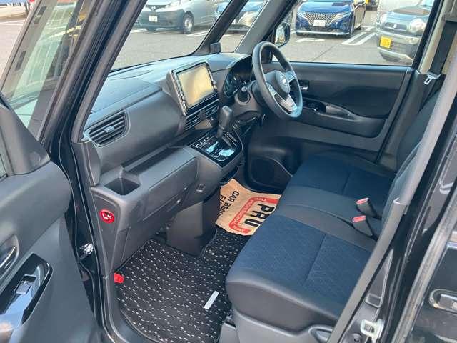 フロントシートのお写真です☆