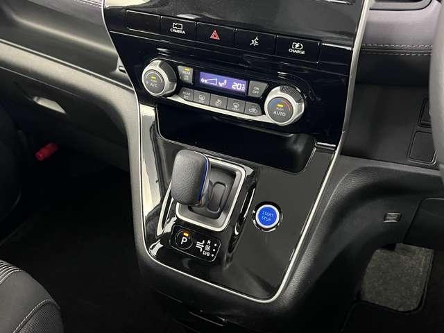 セレナ １．２　ｅ－ＰＯＷＥＲ　ハイウェイスター　Ｖ　ＥＴＣ　クルコン　全周囲カメラ（13枚目）