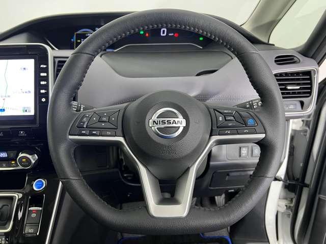 セレナ １．２　ｅ－ＰＯＷＥＲ　ハイウェイスター　Ｖ　アーバンクロム　前後ドラレコ　ＥＴＣ　後席モニター　シートヒー（12枚目）
