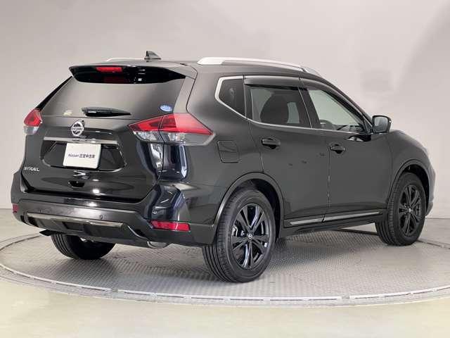 エクストレイル ２．０　２０Ｘｉ　２列車　ドラレコ　ＥＴＣ　シートヒーター　電動シート（2枚目）