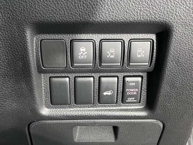 エルグランド 2.5 250ハイウェイスターS アーバンクロム 前後ドラレコ ETC 全周囲カメラ 電動リアゲ(12枚目)