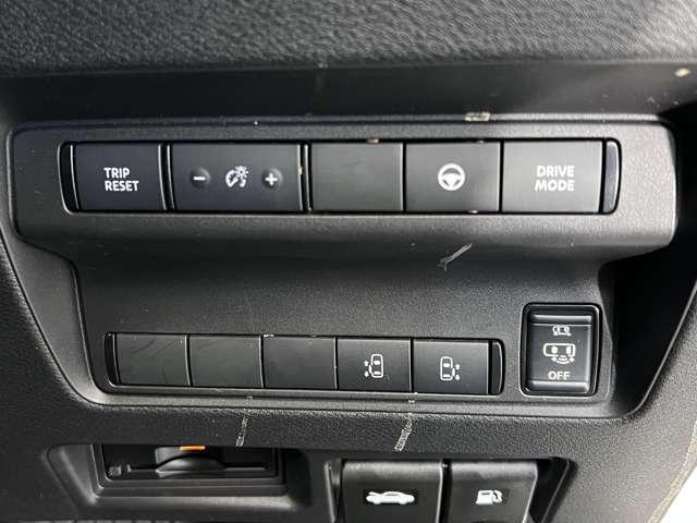 セレナ 1.4 e-POWER ハイウェイスターV 後席モニター ワイヤレス充電 ETC(13枚目)