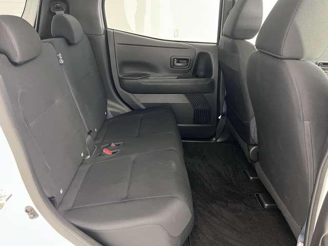 �ԓ��̓��[���N���[�j���O�����{�ς݂ł��I�Y��ȏ�Ԃł��̂ŁA���C�y�ɂ����X���������ˁI