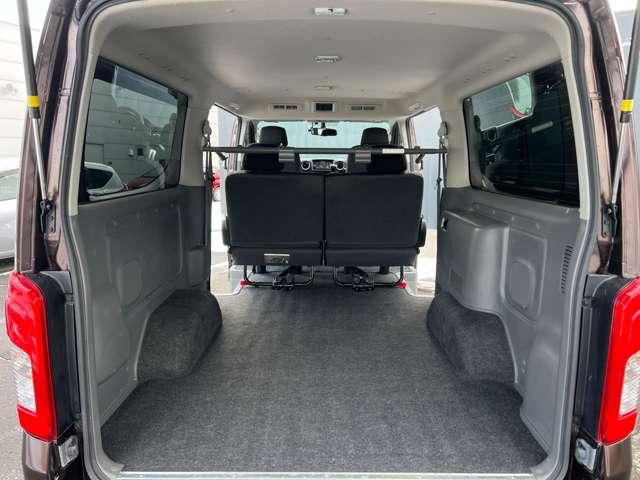 NV350キャラバンバン 2.5 プレミアムGX ロングボディ ディーゼルターボ 4WD アラモニ ドラレコ LEDヘッドFフォグ アラウンドビュモニター Bモニター キーフリー 切替式4WD サイドカメラ ワンセグ ABS 運転席エアバッグ 記録簿 インテリキー エアコン パワステ ドラレコ メモリーナビ ETC ナビTV PW(37枚目)