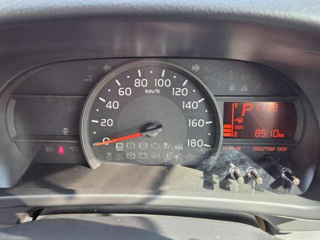 パッソ 1.0 X 4WD キーレスエントリーシステム 衝突回避システム 4WD アイドリングストップ スマートキー ABS(5枚目)