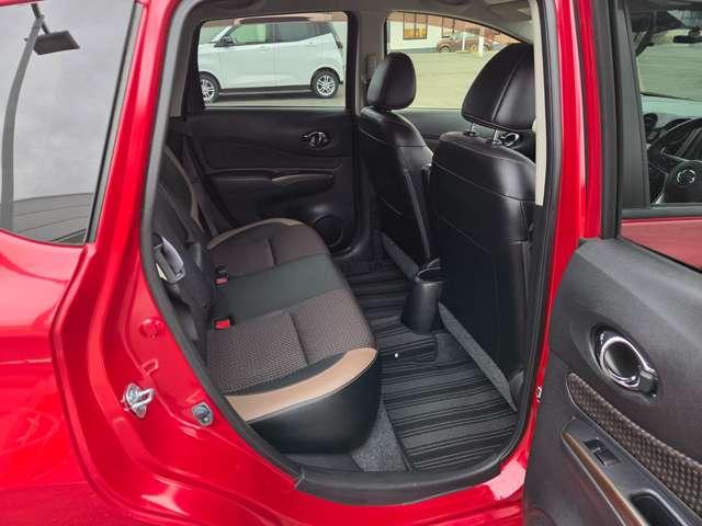 ノート １．２　メダリスト　Ｘ　ＦＯＵＲ　４ＷＤ　切替４ＷＤ　エアバッグ　ＡＢＳ　盗難防止システム　パワーウインドウ　オートエアコン　インテリキ－　レーンキープ　衝突被害軽減（18枚目）