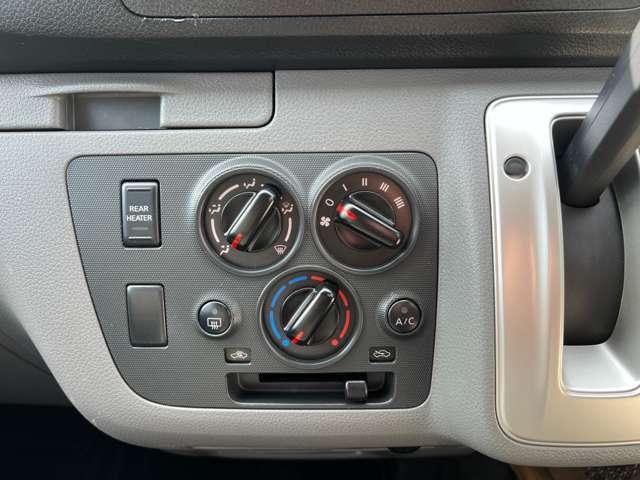 NV350キャラバンバン 2.5 DX ロングボディ ディーゼルターボ 4WD バックカメラ ETC レンタカーアップ Bカメ オートエアコン 点検記録簿付 盗難防止システム キーフリーシステム パワーステ エアバッグ パートタイム4WD ABS ETC パワーウィンド 衝突軽減システム(11枚目)