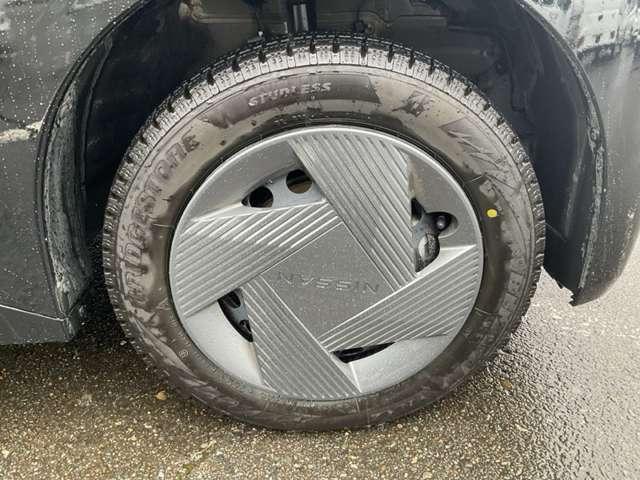 ルークス ６６０　Ｘ　４ＷＤ　快適パック（プラズマクラスター技術搭載リ　エマブレ　全方位モニター　ＬＥＤヘッドライト　４ＷＤ　寒冷地仕様　アイドリングストップ　スマートキー　キーレス　盗難防止システム　オートエアコン　メモリーナビ　運転席エアバック　助手席エアバック（14枚目）