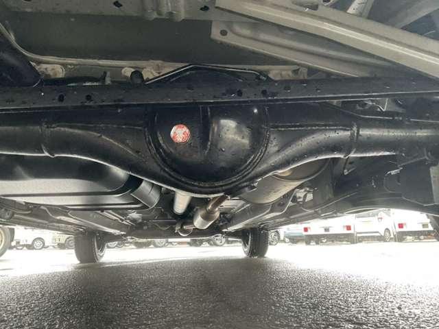 ルークス ６６０　Ｘ　４ＷＤ　快適パック（プラズマクラスター技術搭載リ　エマブレ　全方位モニター　ＬＥＤヘッドライト　４ＷＤ　寒冷地仕様　アイドリングストップ　スマートキー　キーレス　盗難防止システム　オートエアコン　メモリーナビ　運転席エアバック　助手席エアバック（16枚目）