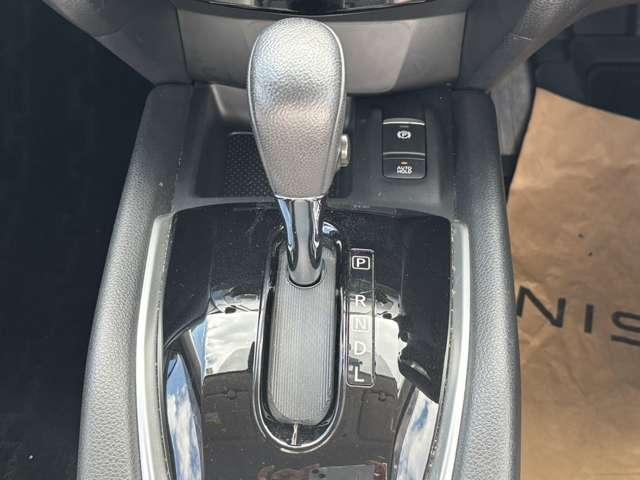 エクストレイル ２．０　２０Ｘｉ　２列車　４ＷＤ　ワンオーナー（4枚目）