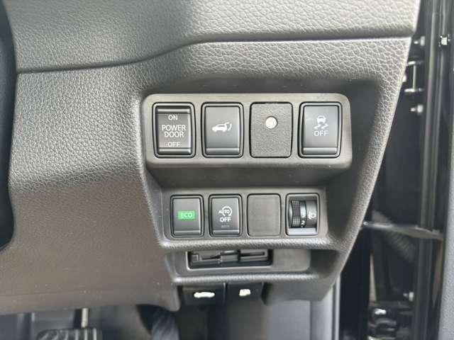 エクストレイル ２．０　２０Ｘｉ　２列車　４ＷＤ　ワンオーナー（13枚目）