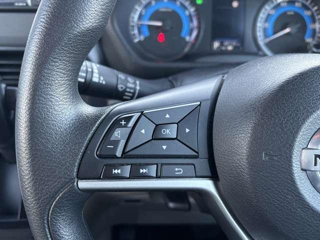 �X�e�A�����O�X�C�b�`�t���Ŏ茳�ŃI�[�f�B�I����\�ł���e�ݒ��������̃X�C�b�`�łł��܂�