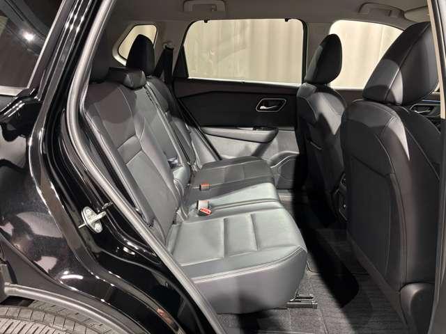 エクストレイル １．５　Ｇ　ｅ－４ＯＲＣＥ　４ＷＤ　当社試乗車　プロパイロット　１２．３メーカー（9枚目）