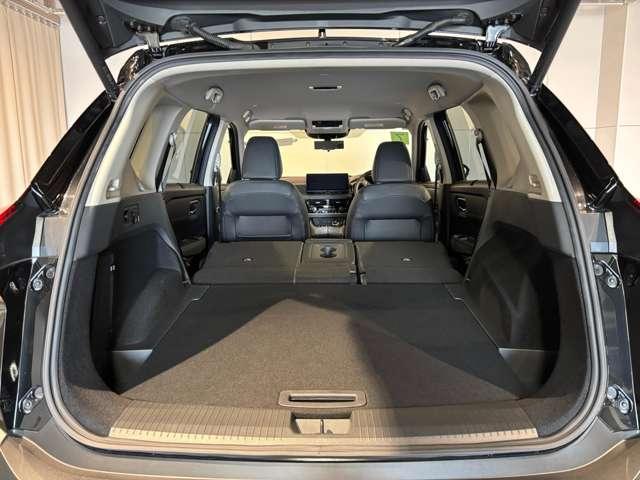 エクストレイル １．５　Ｇ　ｅ－４ＯＲＣＥ　４ＷＤ　当社試乗車　プロパイロット　１２．３メーカー（11枚目）