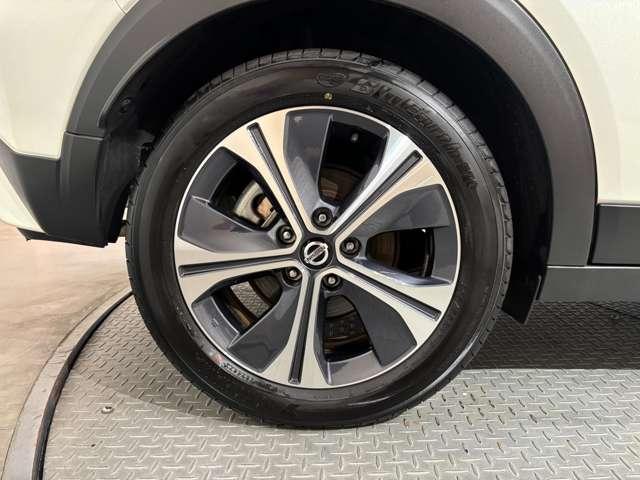 キックス Ｘ　ＦＯＵＲ　スタイルエディション　☆当社試乗車☆９インチ純正メモリーナビ☆アラウンドビューモニター☆プロパイロット☆ＬＥＤライト☆ＥＴＣ２．０☆純正前方＆室内３６０度ドラレコ☆スマートルームミラー☆ソナー☆（18枚目）